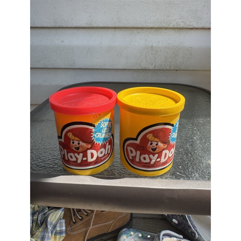 VTG USA Play-Doh With Contents And Lids Can 1991 Lot Yellow & Red PLAY DOH NEW